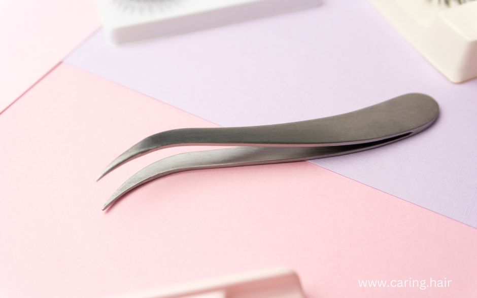 Tweezers for of ingrown hair tool